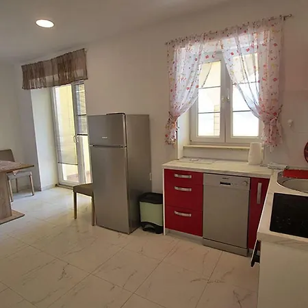 Apartment Carlitos Karlobag Exterior photo